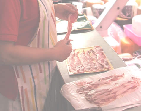 Detalle del envasado del jamón ibérico